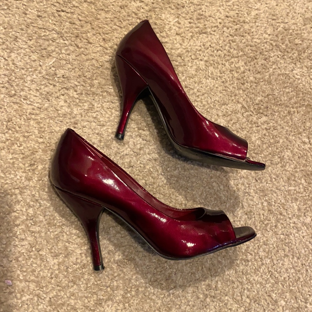 BCBG dark red peep toe heels